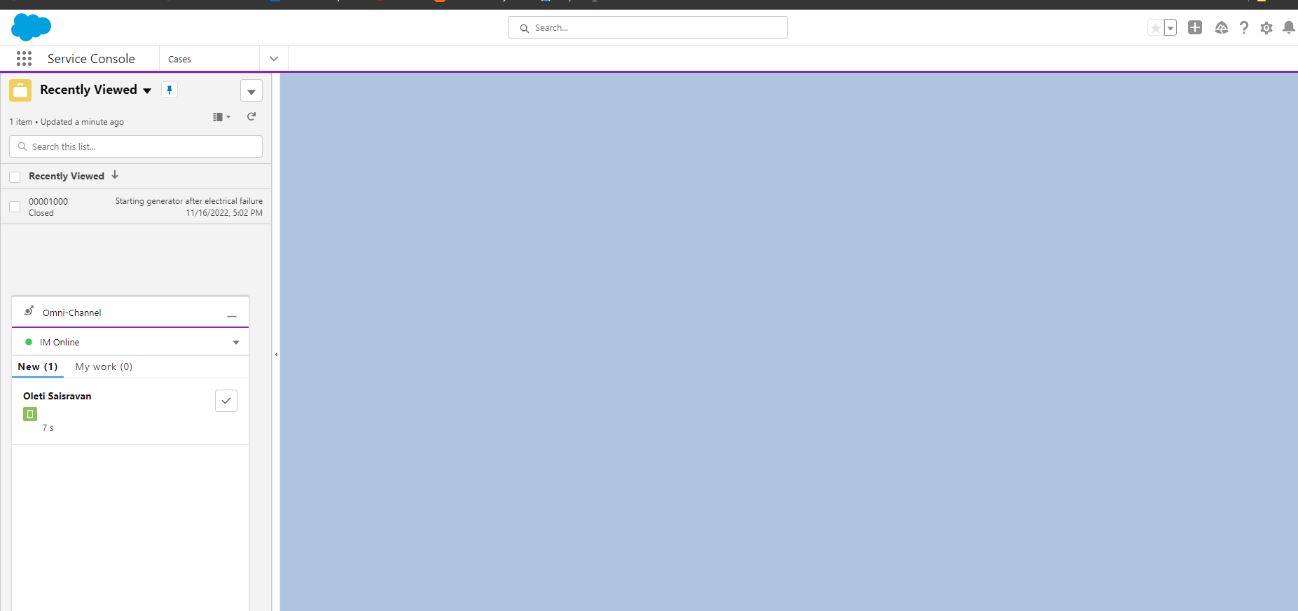 Salesforce Service Console with the Omni-Channel panel expanded, status set to IM Online, and one new work request from Oleti Saisravan waiting to be accepted under the New tab.